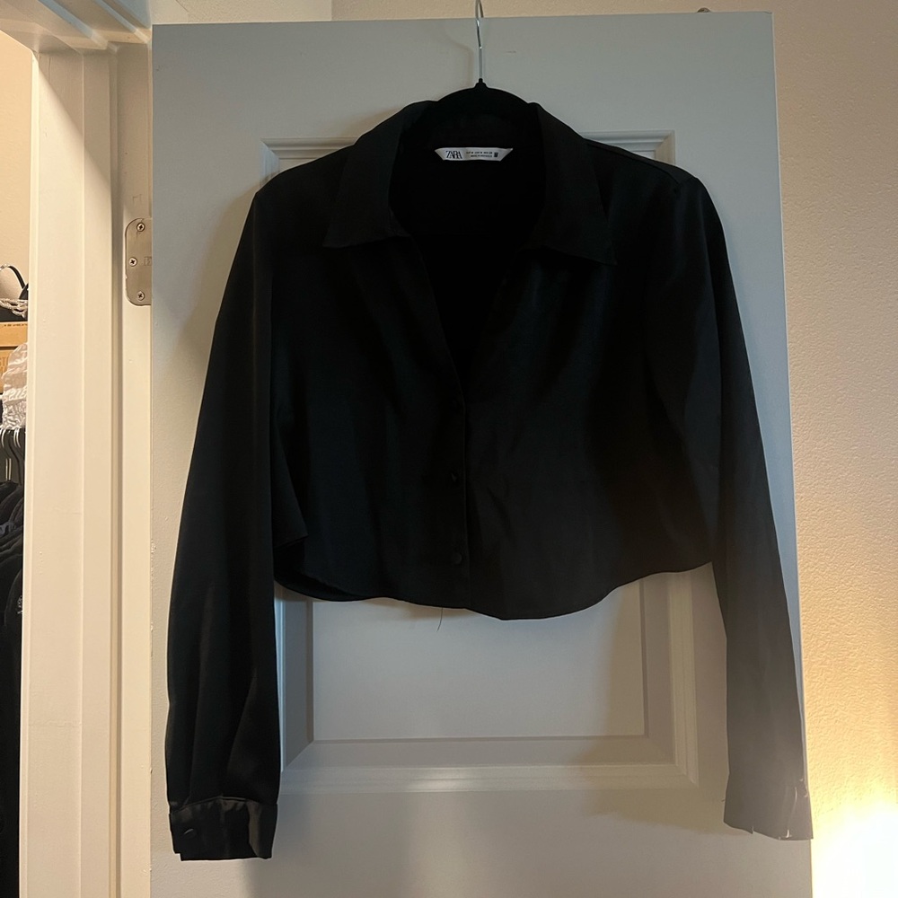 Zara satin cropped shirt